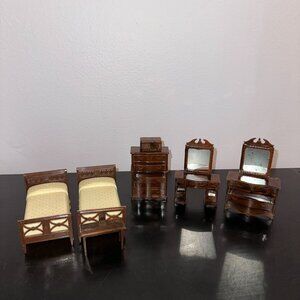 Vtg 50s Renwal Lot 6 Pc Dollhouse Bedroom Furniture Beds Dressers Vanity Radio